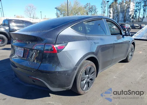2025 Tesla Model Y Long Range Dual Motor Rear-Wheel Drive from USA, damaged, VIN 7SAYGDEDXSF246188